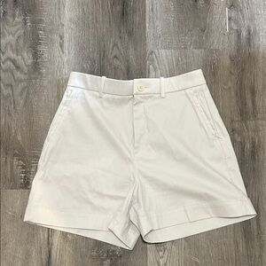 SPANX Women’s white high waisted shorts